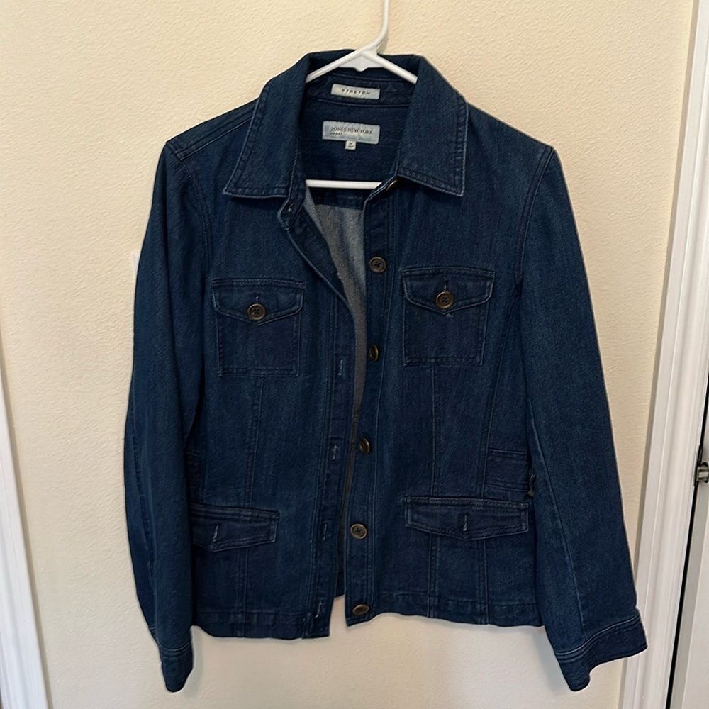 Jones New York, women’s jean jacket size medium